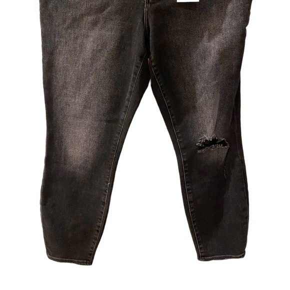 NWT Good American Good Waist Crop Distress Knee sz 16 - Picture 5 of 10